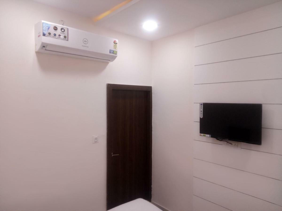 Hotel Prestige Ajmer Buitenkant foto
